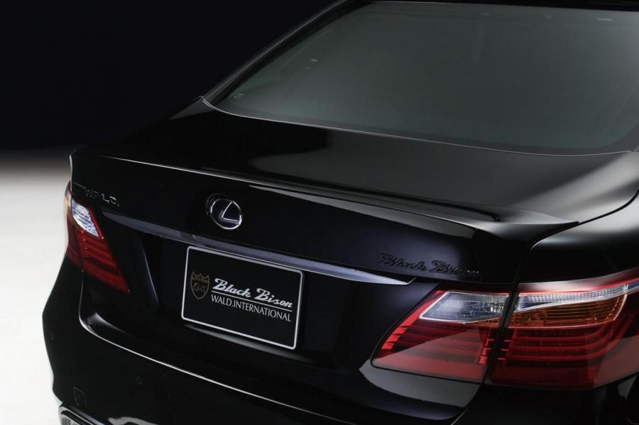  Lexus LS600h Black Bison Edition by Wald 2011 года  (фото 3 из 14)